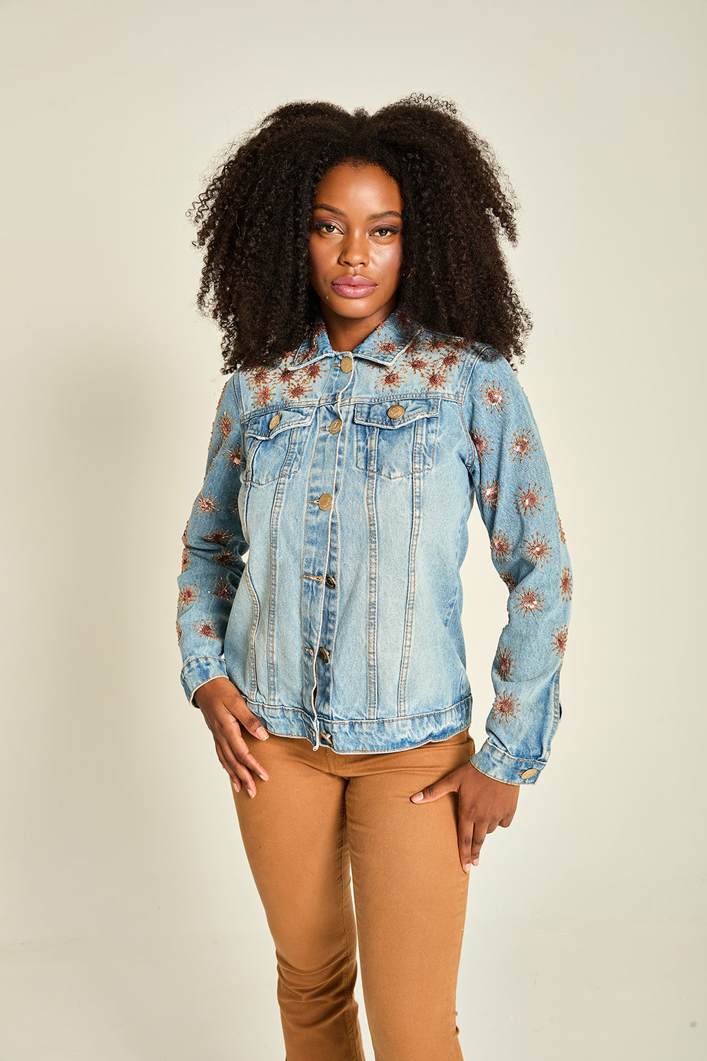 JQ JEANS BORDADA C/ PAETE LOLITA