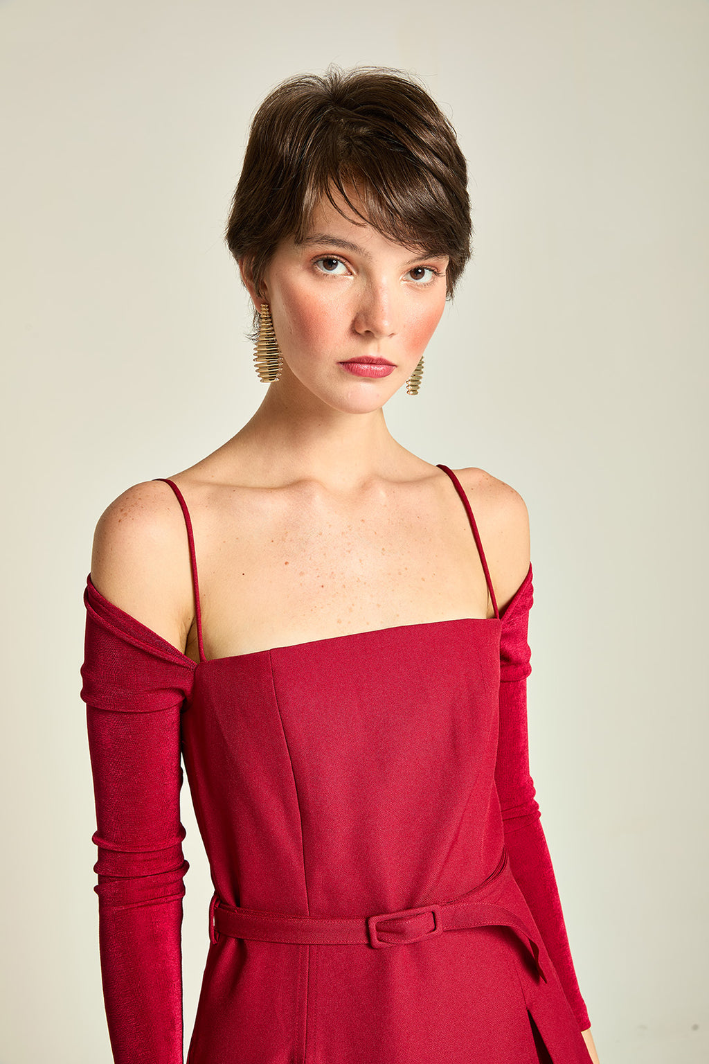 VESTIDO RECORTS ATELIÊ