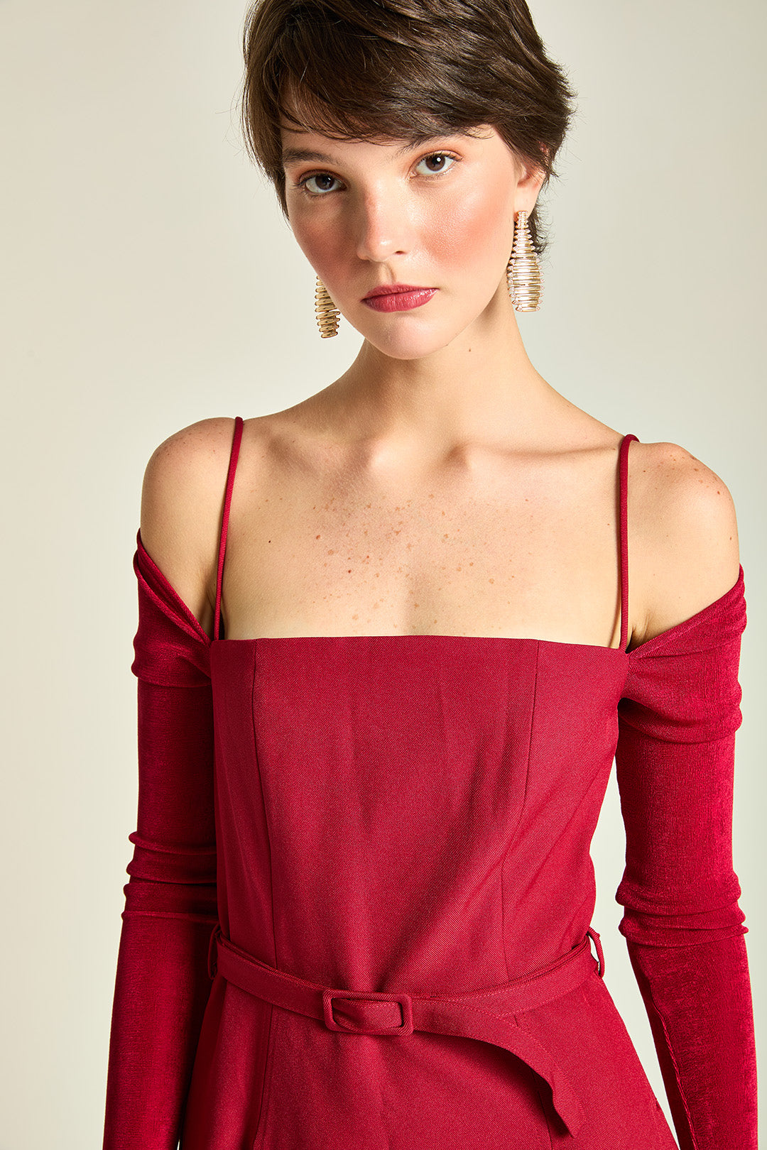 VESTIDO RECORTS ATELIÊ