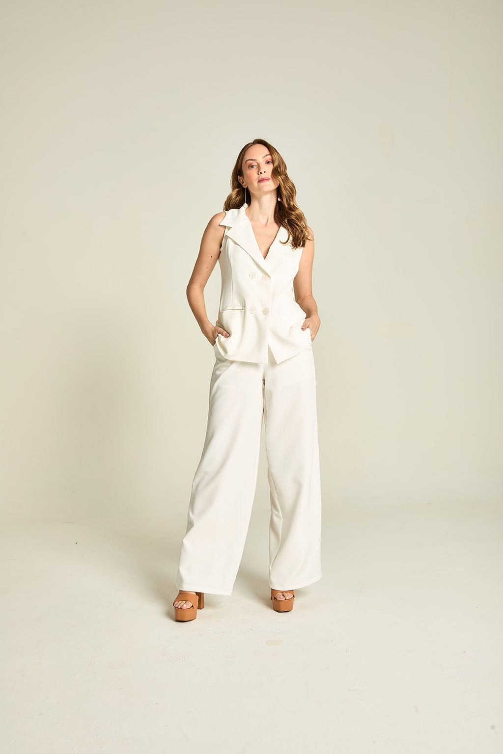 CONJUNTO COLETE E CALCA ALFAIATARIA