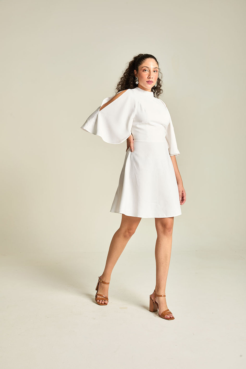 VESTIDO ALFAIATARIA MANGA AMPLA BRANCO