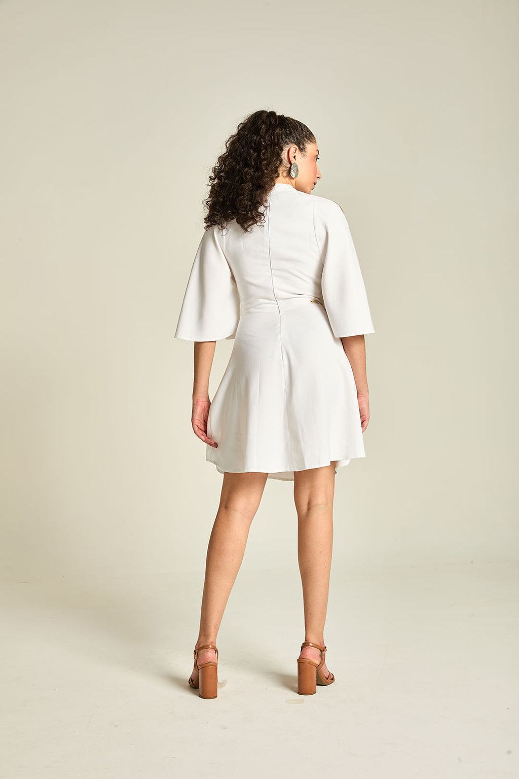 VESTIDO ALFAIATARIA MANGA AMPLA BRANCO