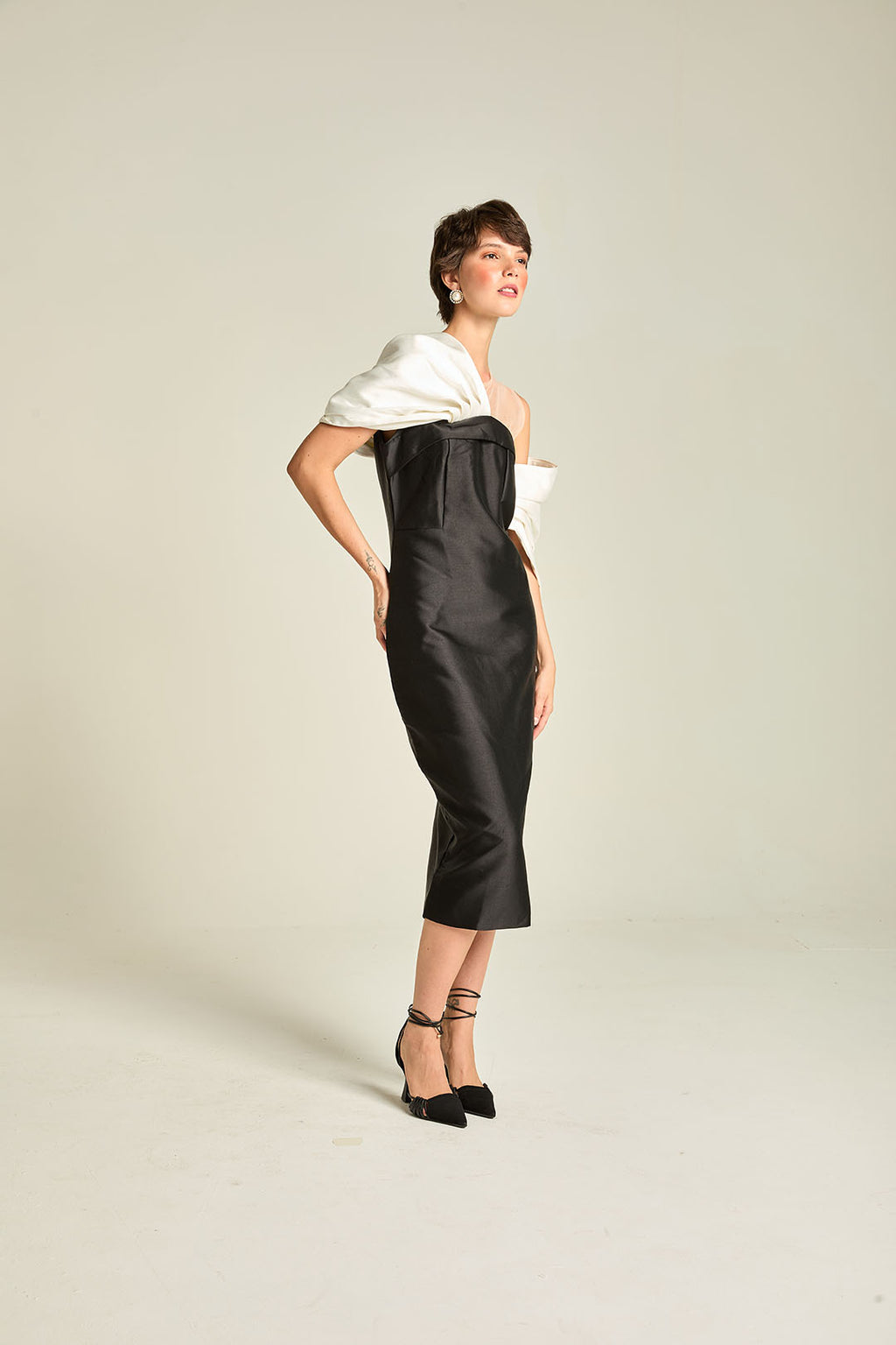 VESTIDO TUBINHO TAFETÁ