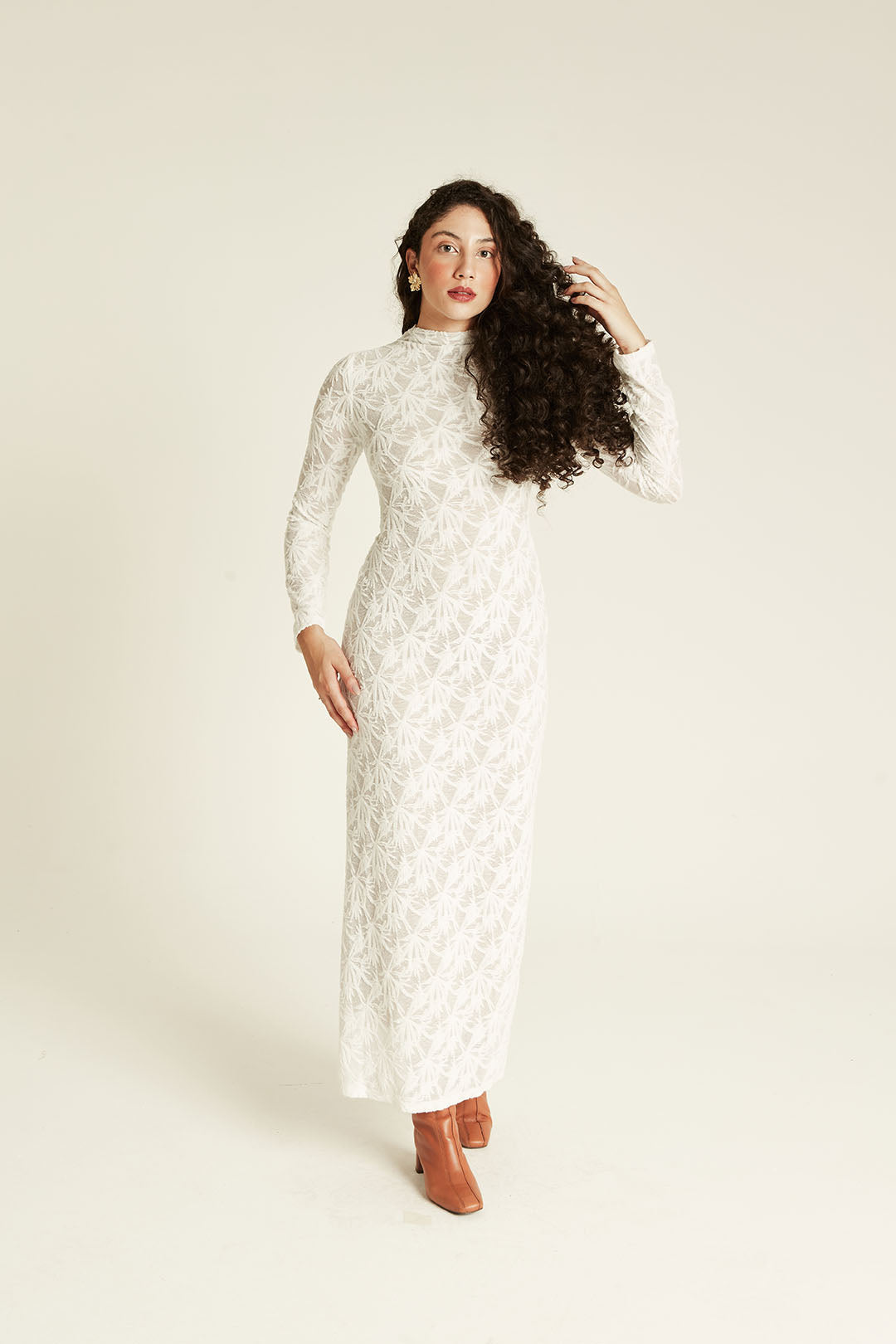 VESTIDO FINEZ RELEVO ATELIÊ