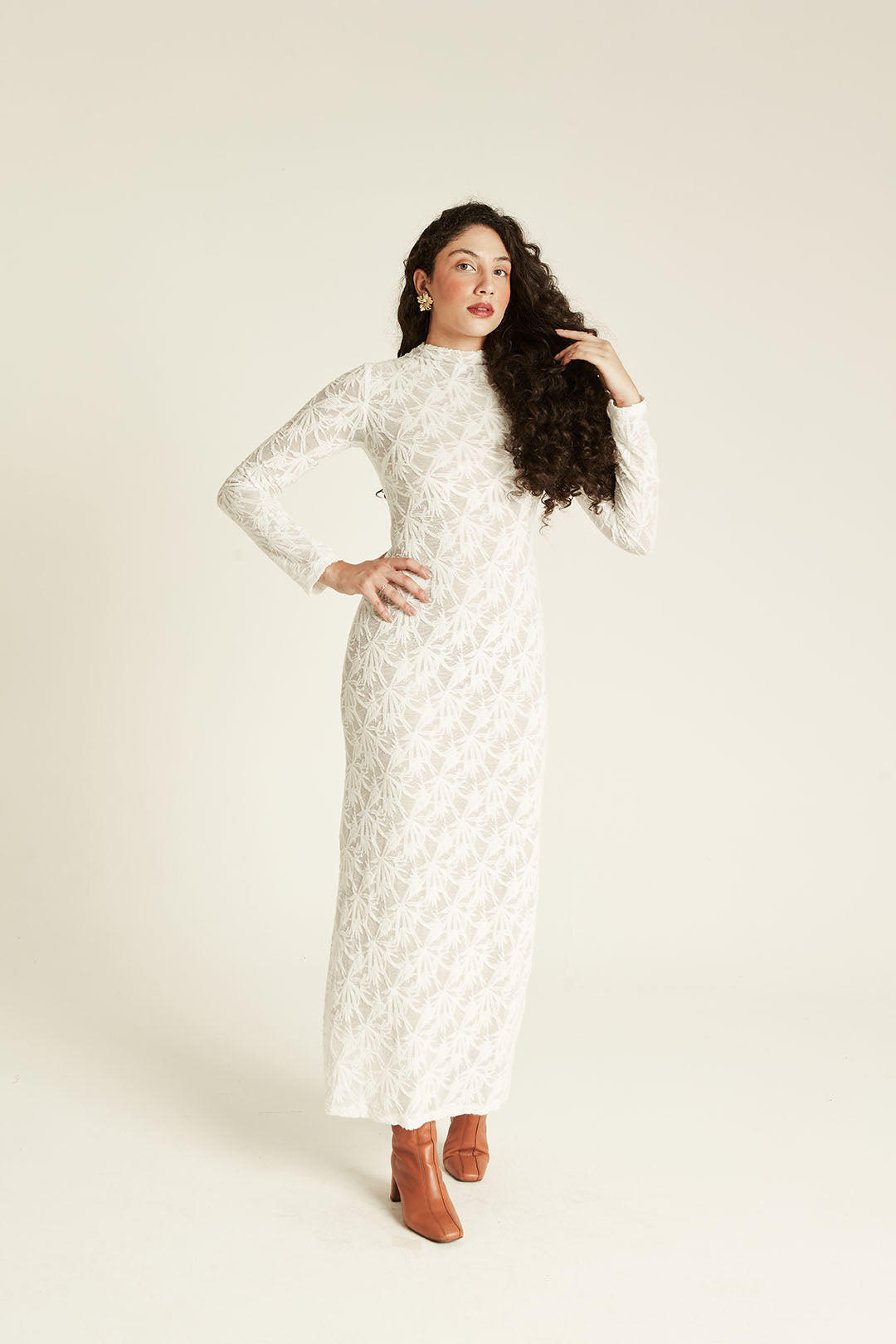 VESTIDO FINEZ RELEVO ATELIÊ