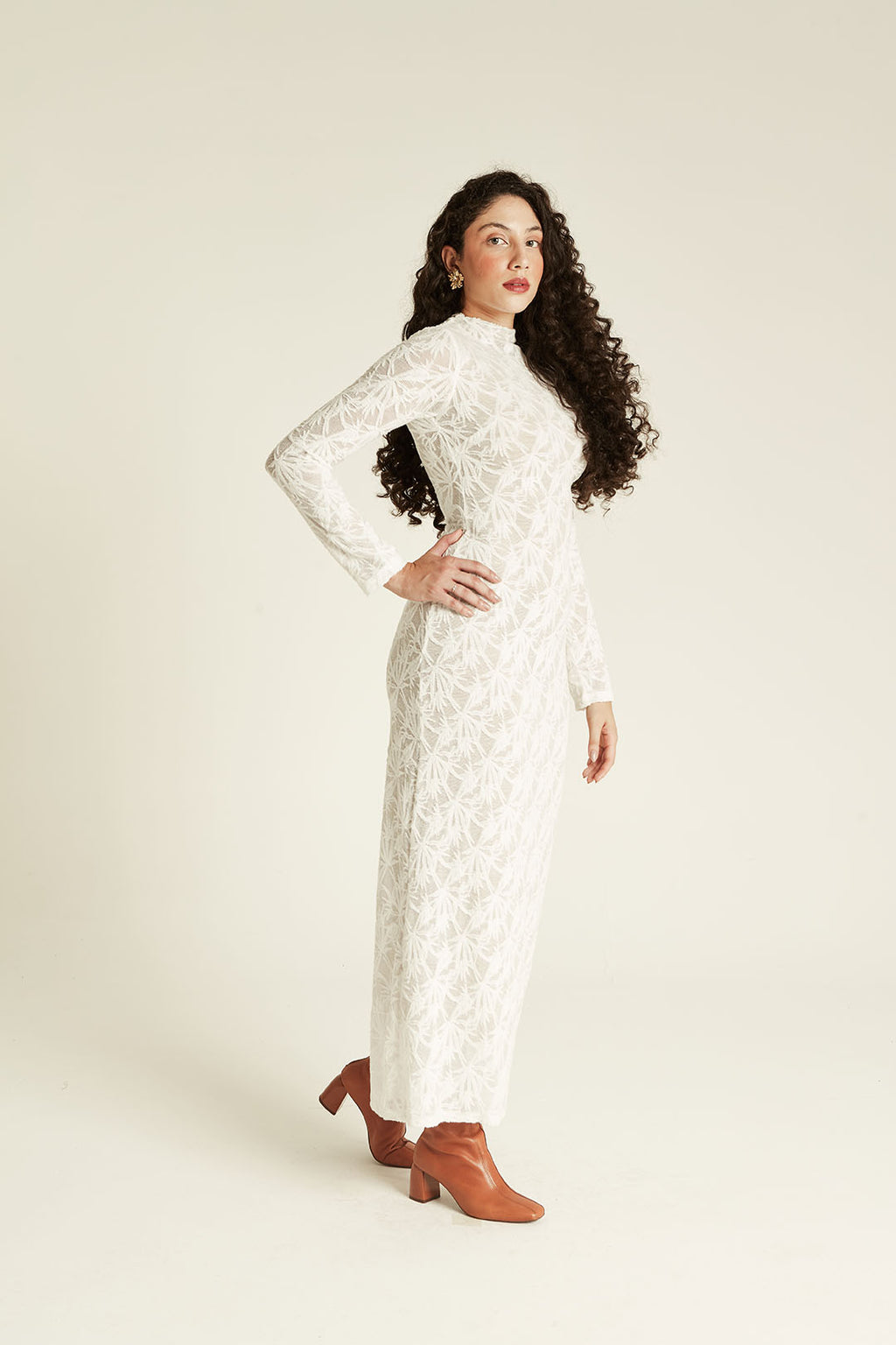 VESTIDO FINEZ RELEVO ATELIÊ