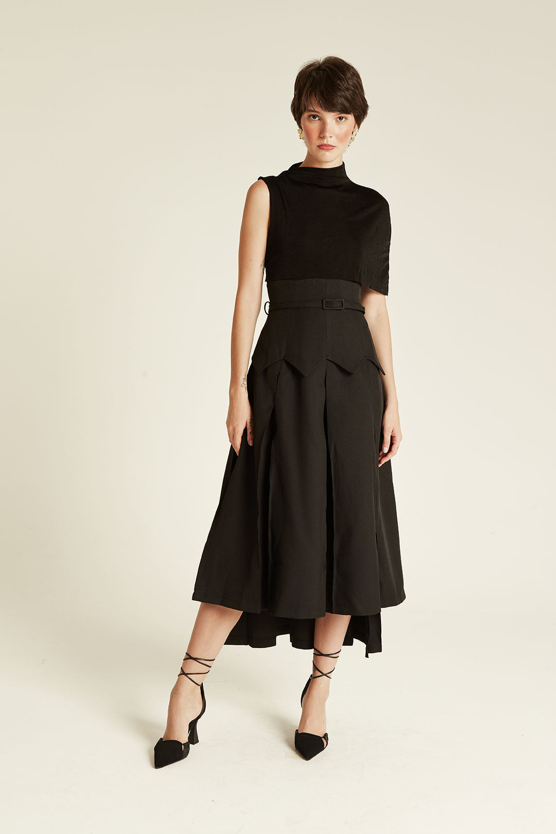 VESTIDO RECORTS PESK ATELIÊ