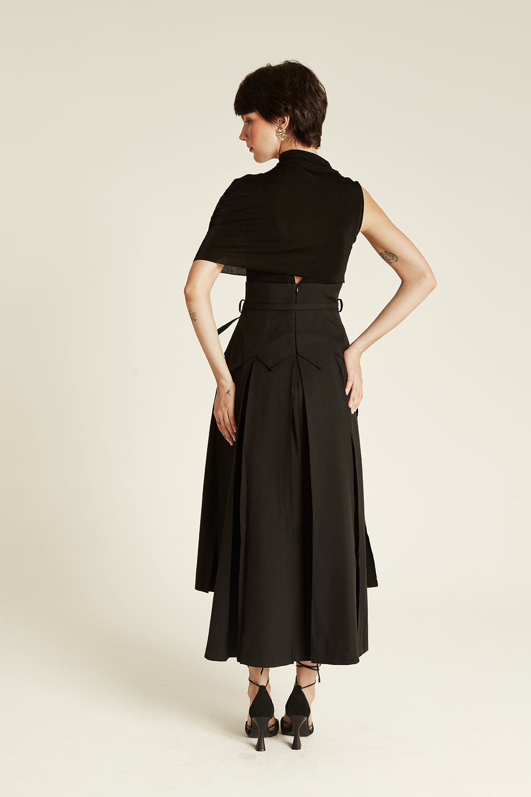 VESTIDO RECORTS PESK ATELIÊ