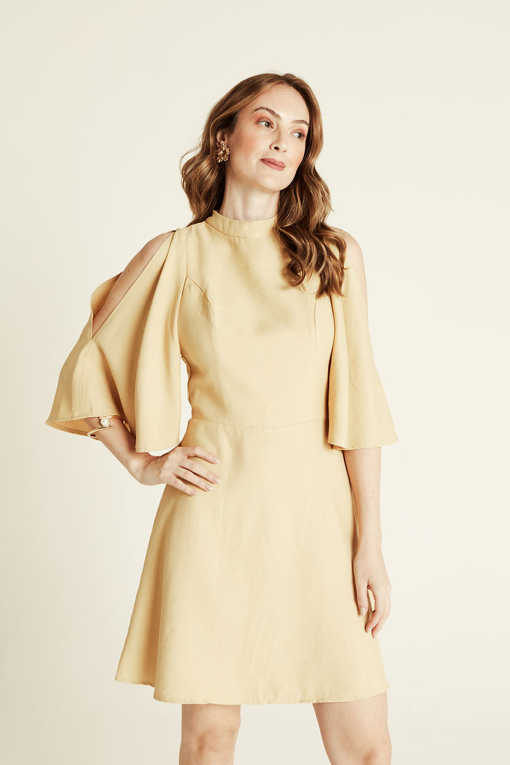 VESTIDO ALFAIATARIA MANGA AMPLA