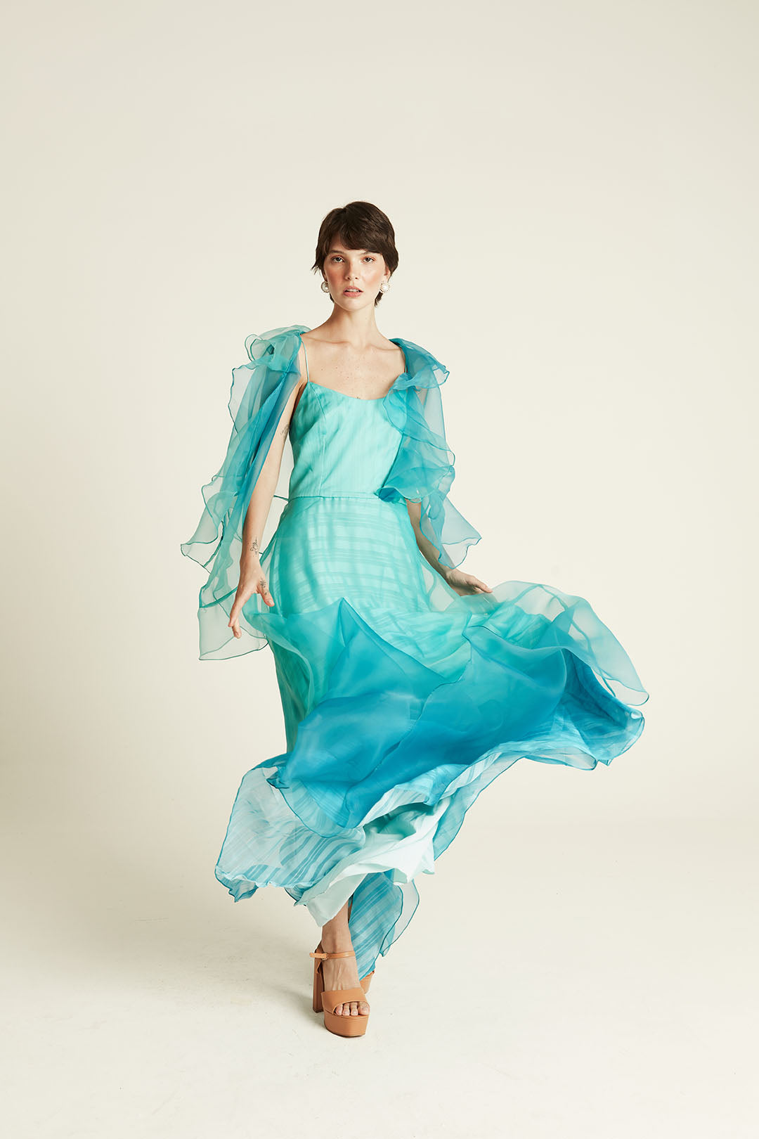 VE ORGANZA CAPA C/ JABOUR - DEGRADE TURQUEZA