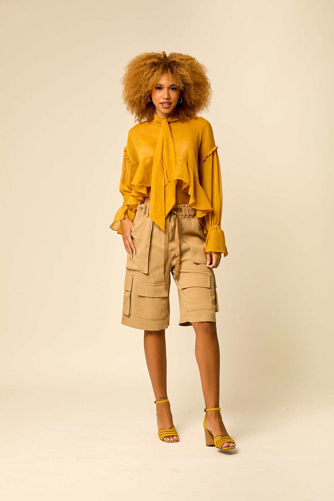 BLUSA BIANCA MOSTARDA