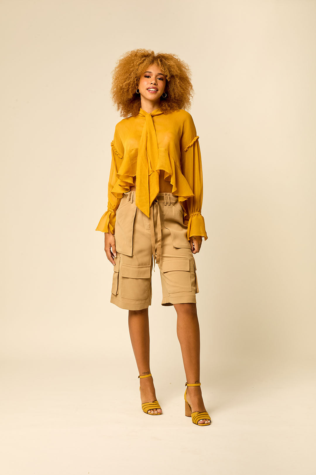 BLUSA BIANCA MOSTARDA